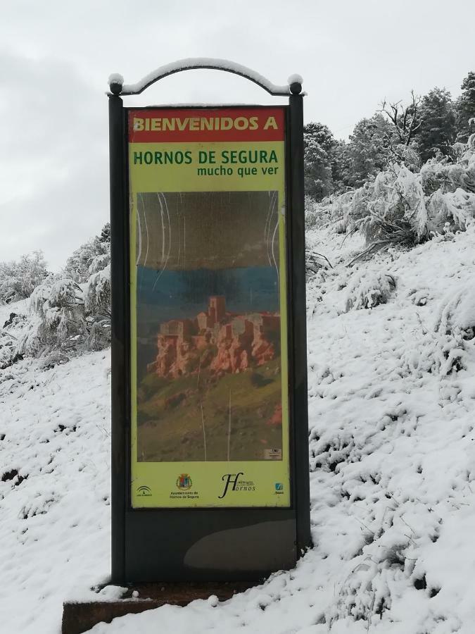 Hostal El Mirador Hornos Eksteriør billede